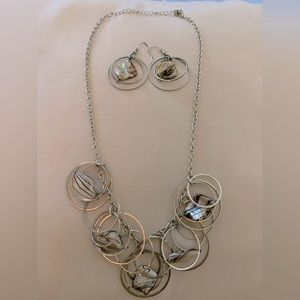 Necklace And Earrings set EUC